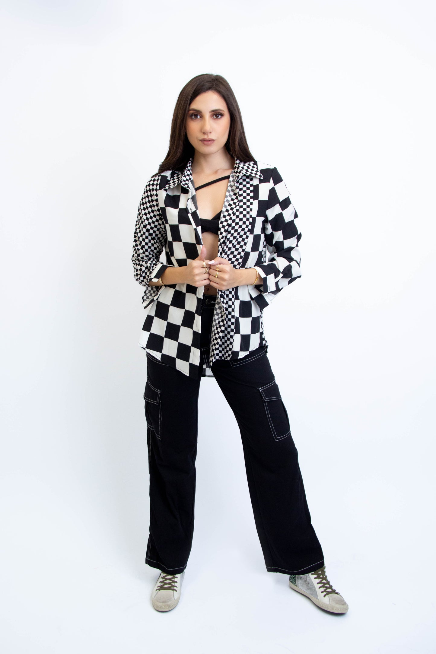 CHECKERED WHITE AND BLACK BLOUSE