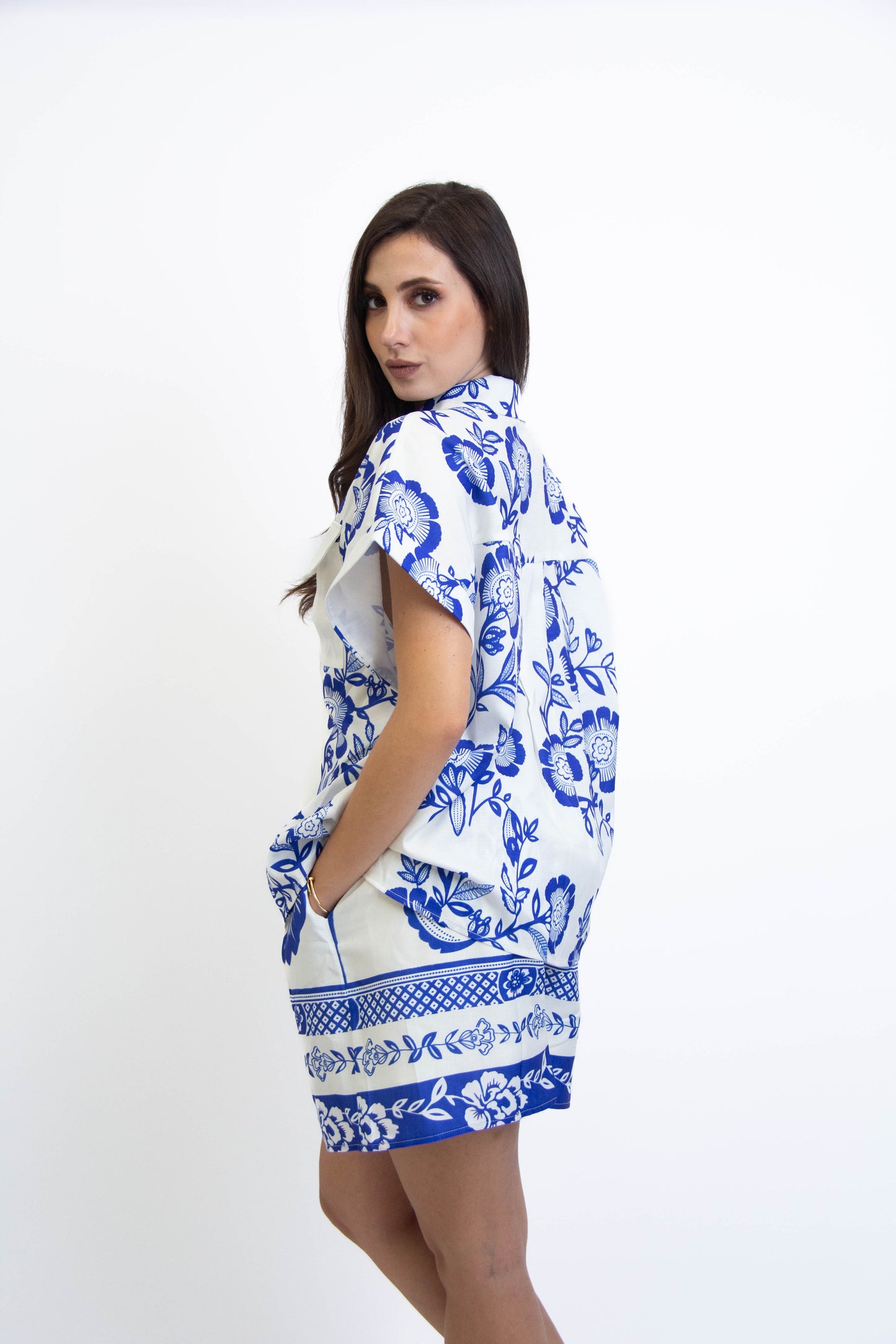 BLOSSOM BLUE AND WHITE SHORT AND BLOUSE SET