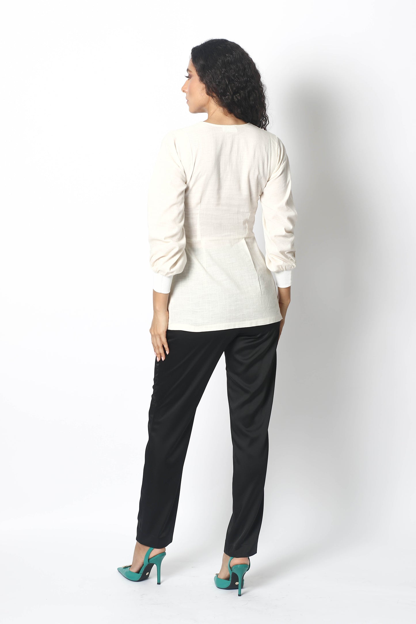 LINE IVORY WHITE BLOUSE BY ETOILE